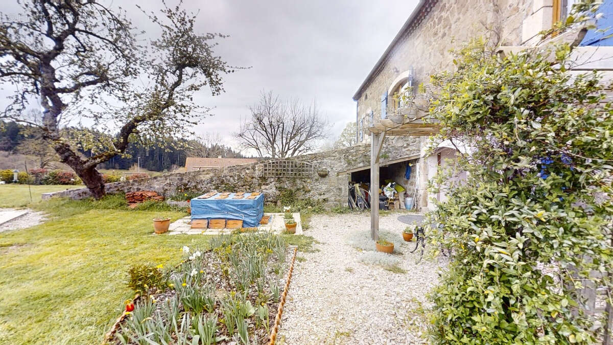 Maison à RAUCOULES