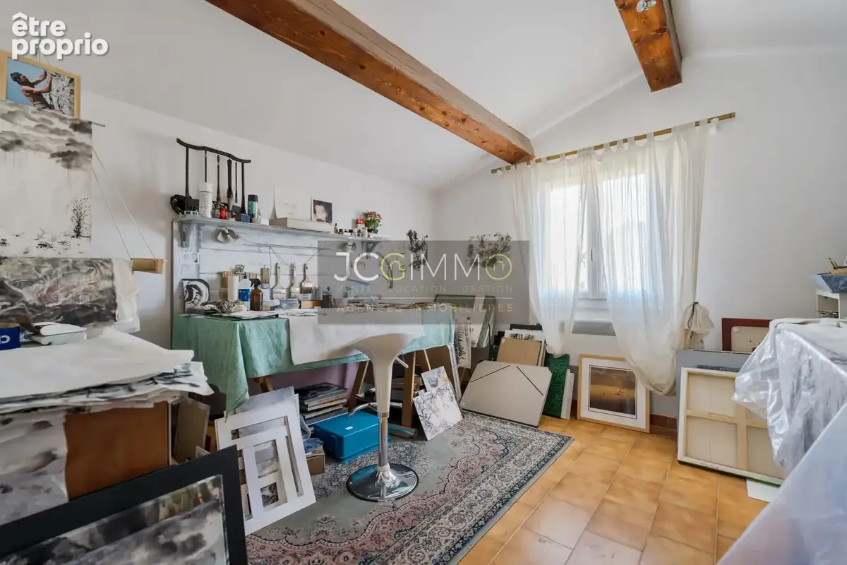 Grande maison familiale ou investissement - t6 - 4 / 5 chambres - 2 sejours - 3 sde- 3 wc - grand garage - photo 19