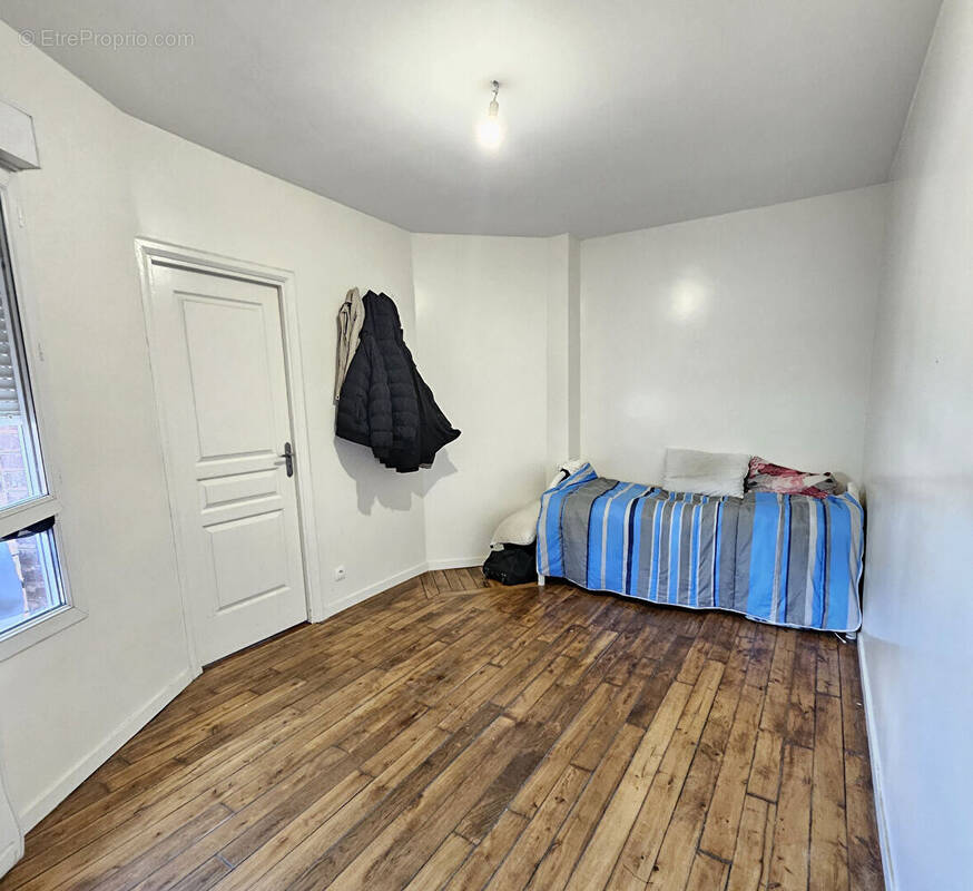 Appartement à AUBERVILLIERS