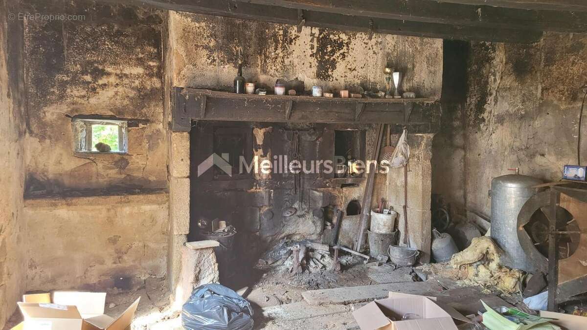 Maison à SOUSCEYRAC