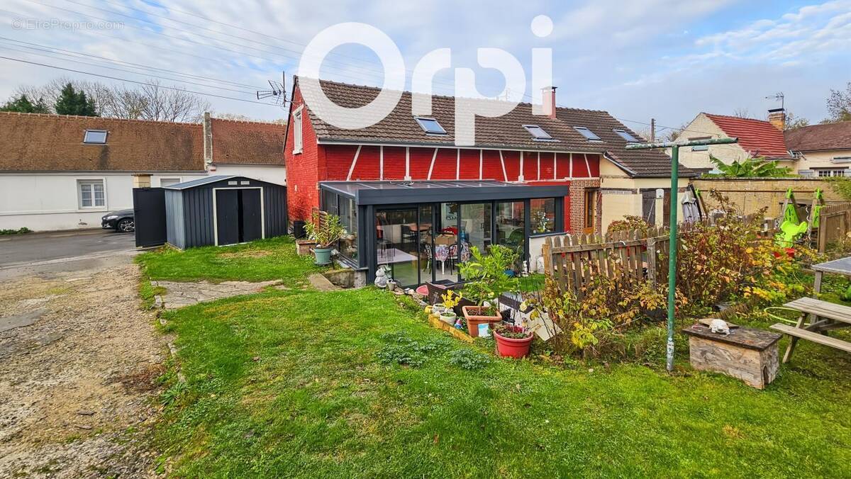 Maison à MOYENNEVILLE