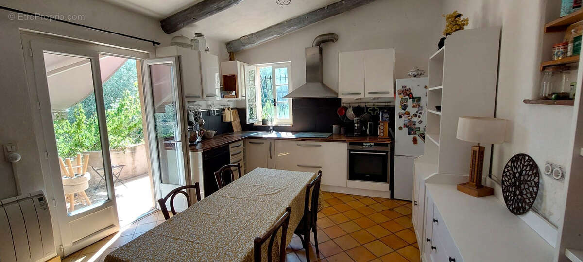 Maison à UTELLE