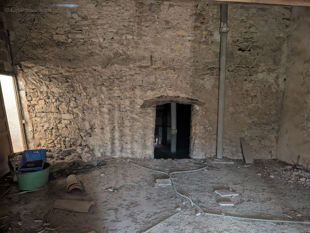 Maison à VILLEVEYRAC