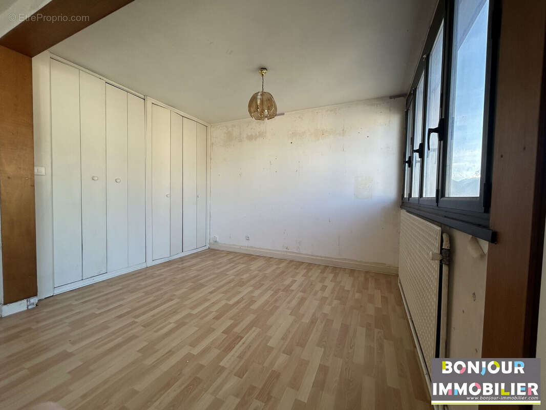 Appartement à ECHIROLLES