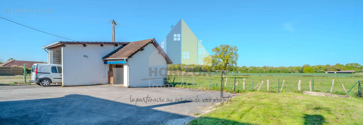 Maison à BLETTERANS