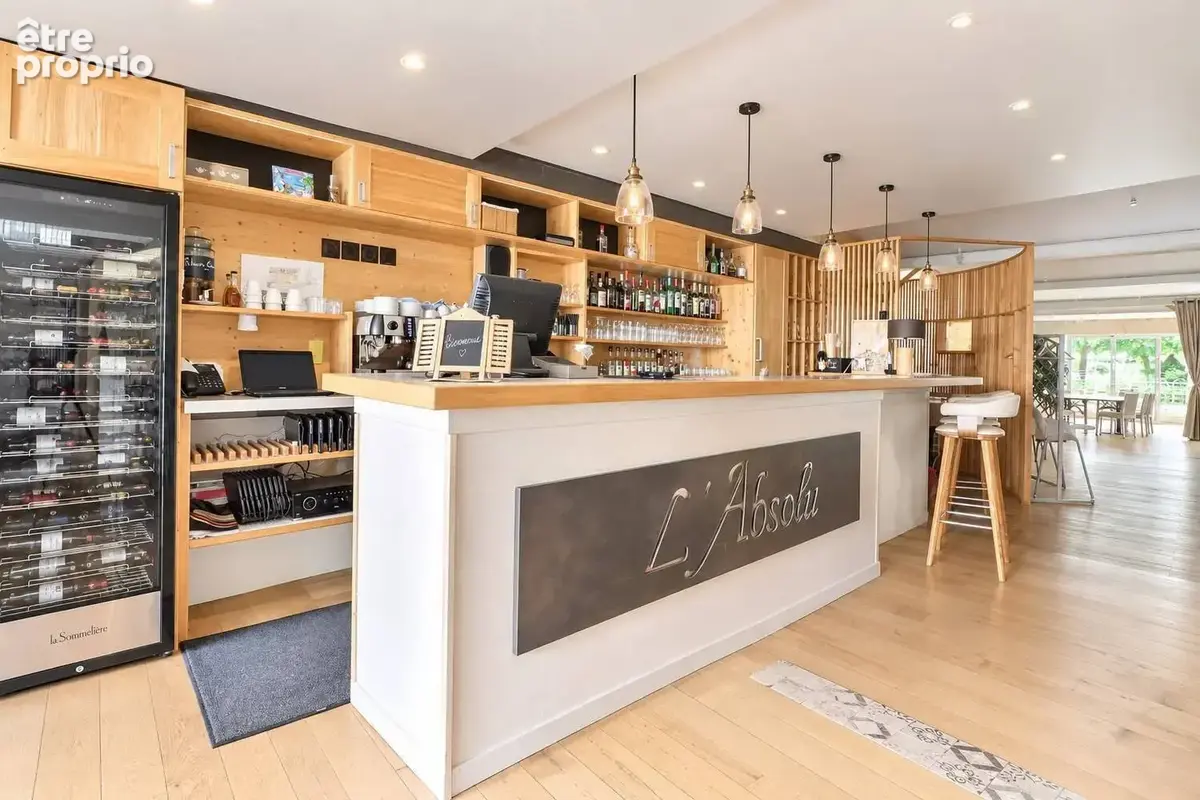 Commerce 1 170 m² à vendre à Auros (33124) - photo 4
