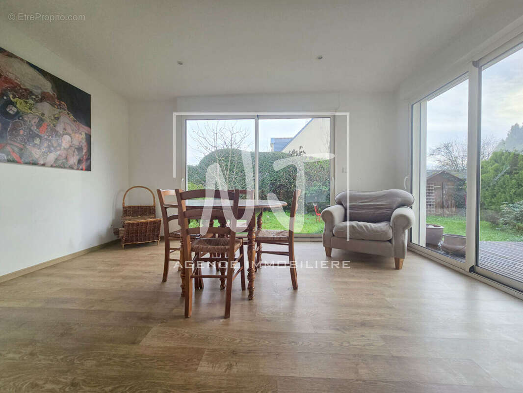 Maison à LES PONTS-DE-CE