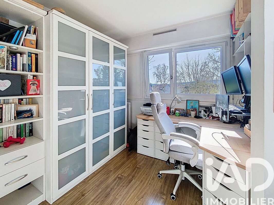 Photo 9 - Appartement à VERNEUIL-SUR-SEINE