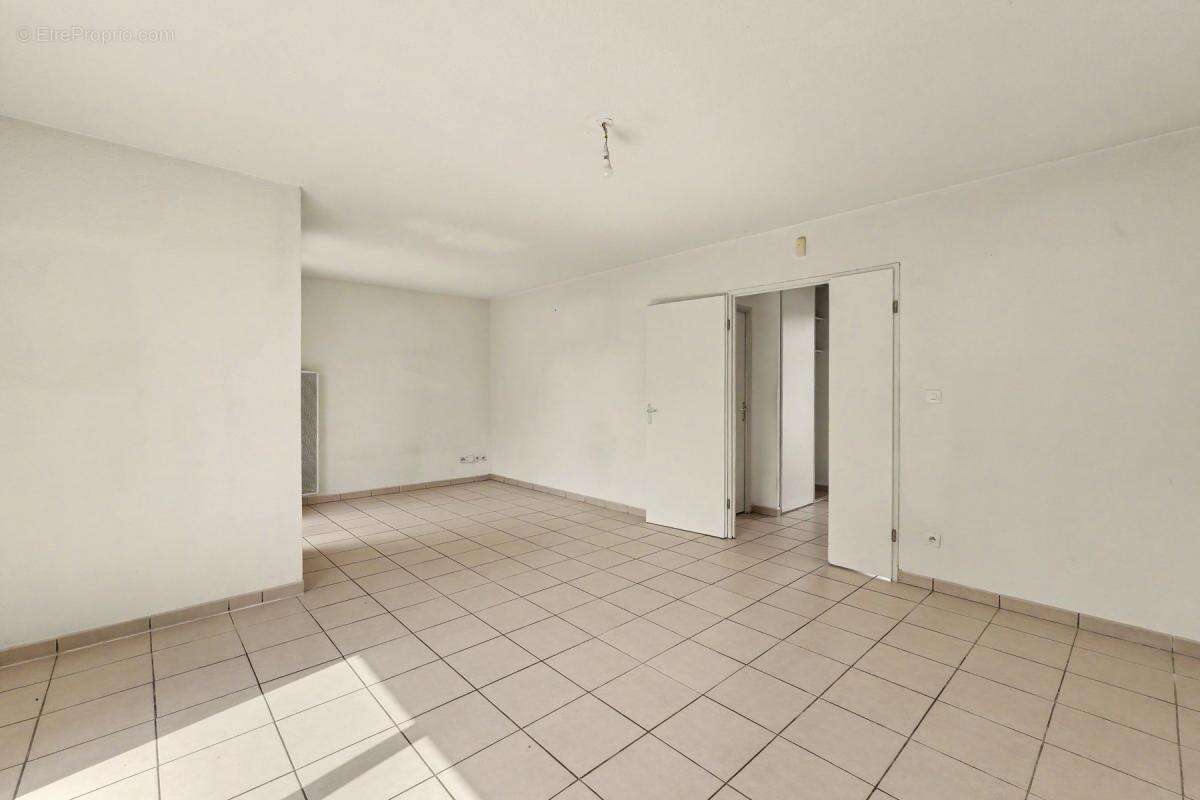 Maison 4 pièces 90 m² - Saint-Jory - Plain-pied avec jardin, garage et terrasse - photo 11