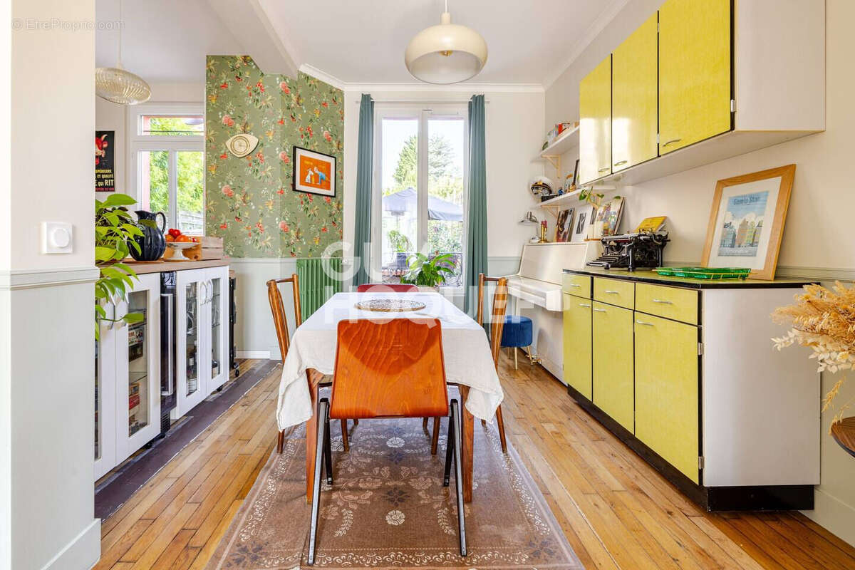 Maison à PIERREFITTE-SUR-SEINE