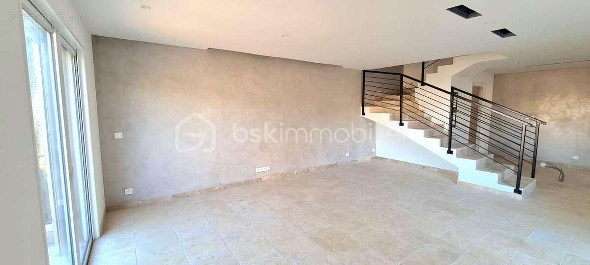 Maison contemporaine avec piscine - photo 3