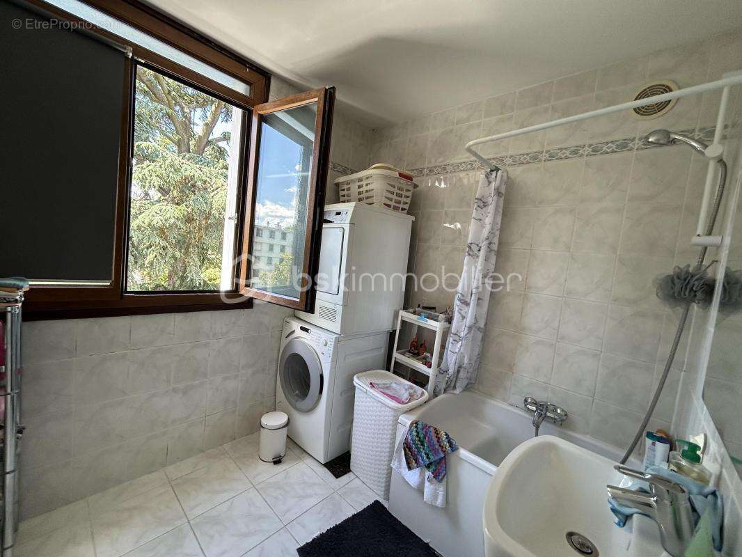 Un bel appartement  FAMILIALE de type F4  et de 70M² ZERO TRAVAUX - photo 15