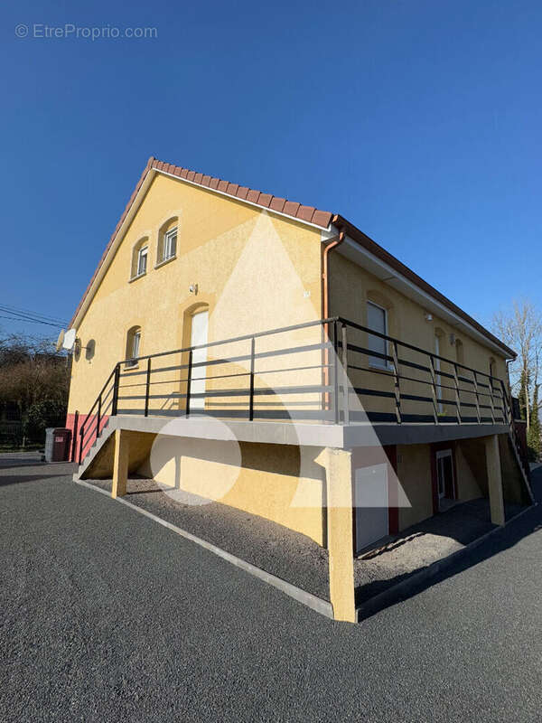 Maison à NEUFCHATEAU