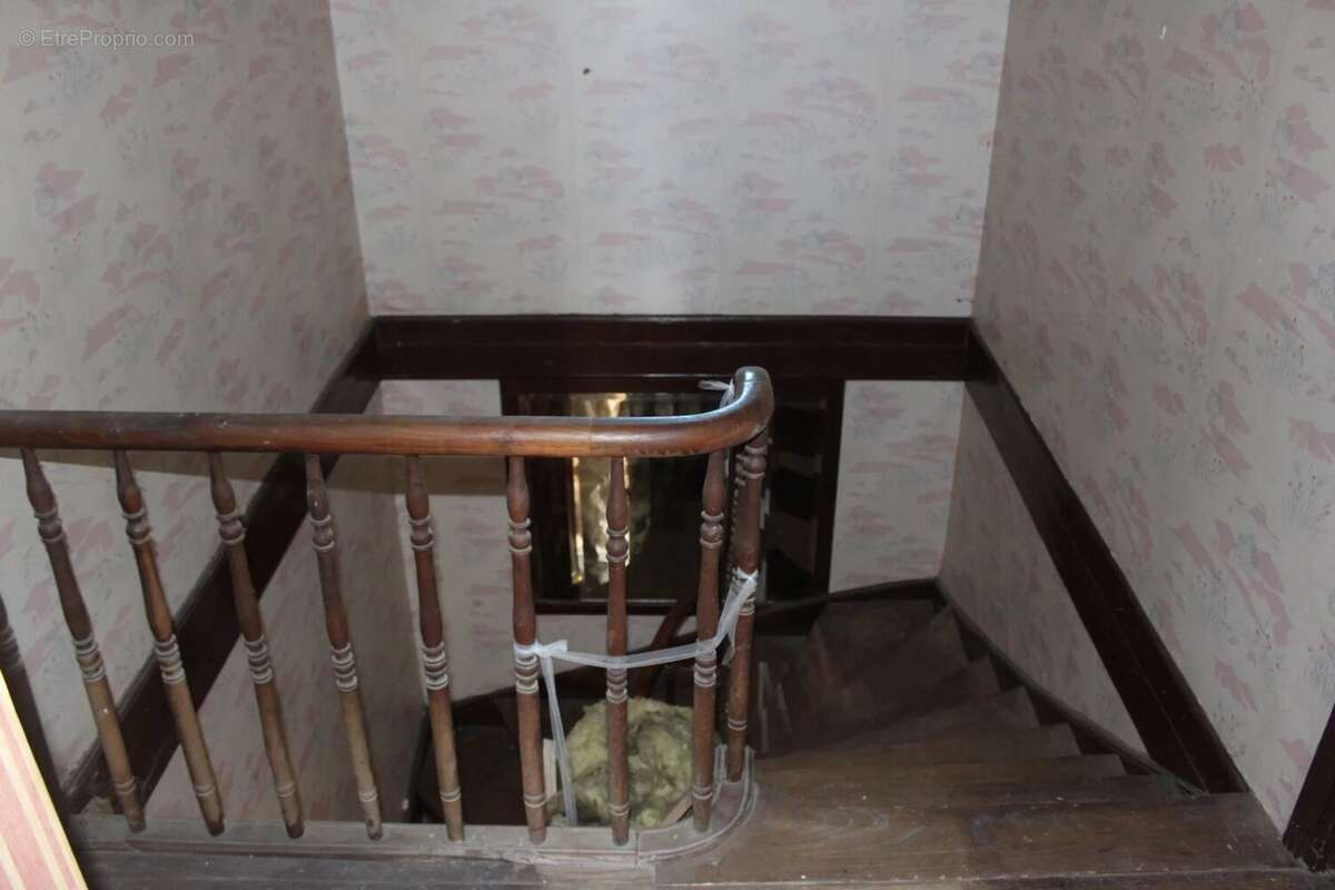 Maison à MONTREJEAU