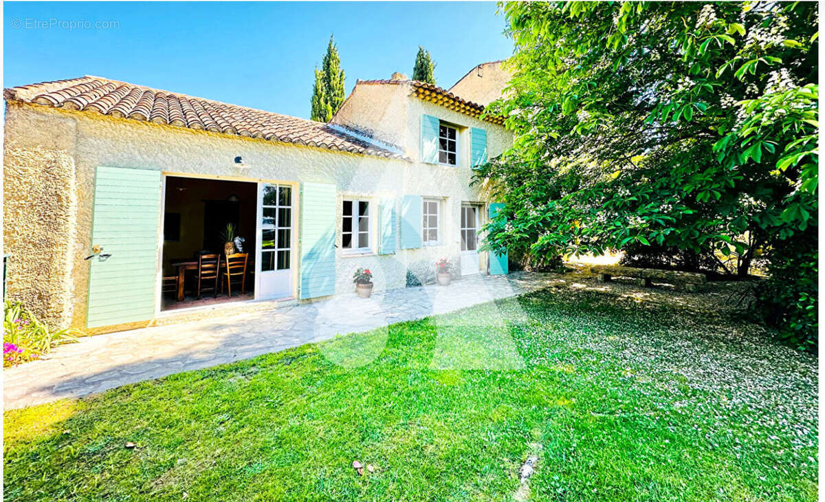 Aix Nord - Mas Provençal de 188 m2 hab avec Bergerie - Piscine - photo 5