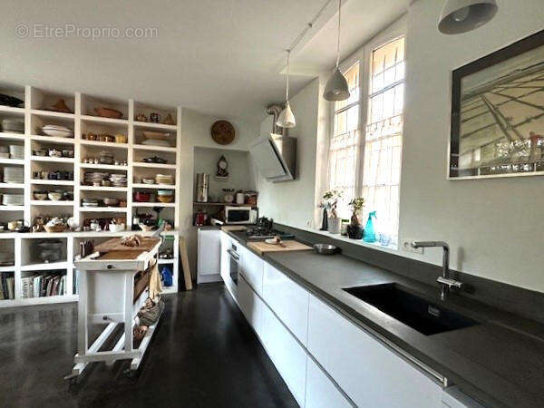 CUISINE.... - Maison à VIC-FEZENSAC