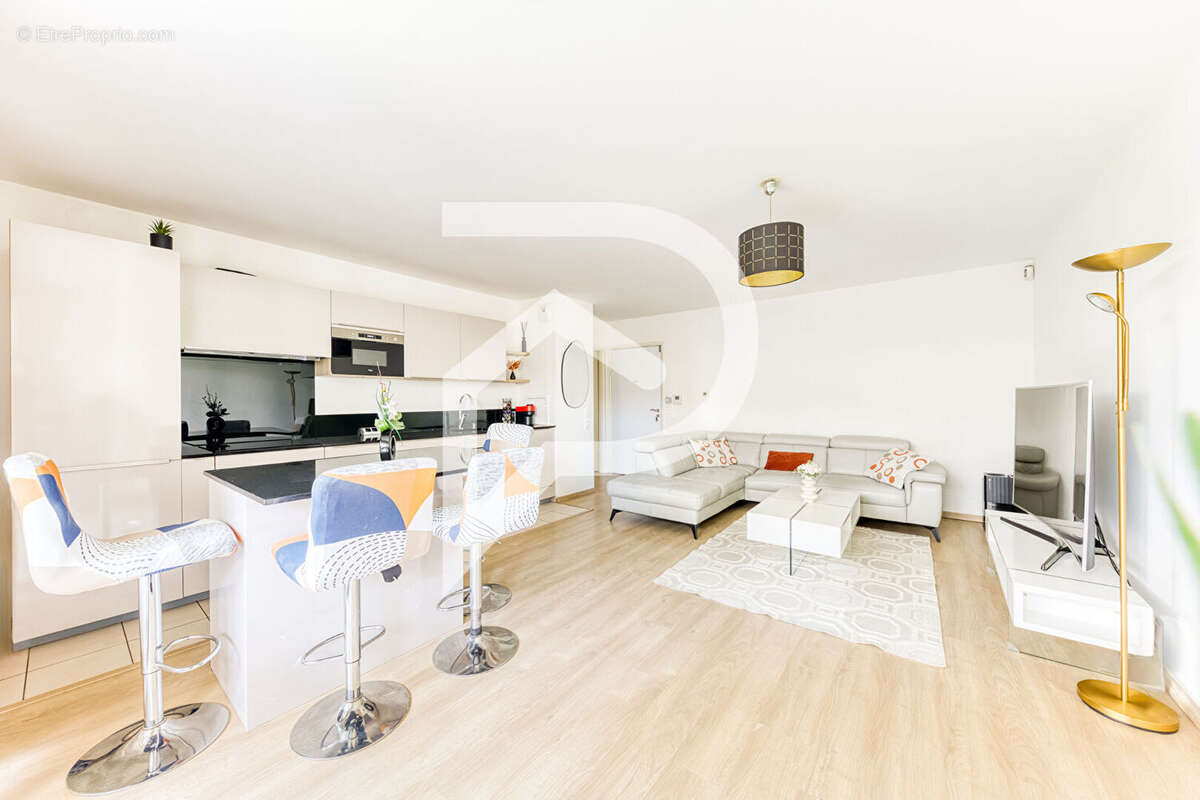 Appartement à COLOMBES