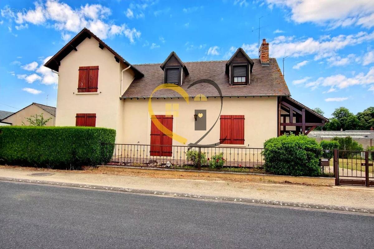 Maison à FOECY