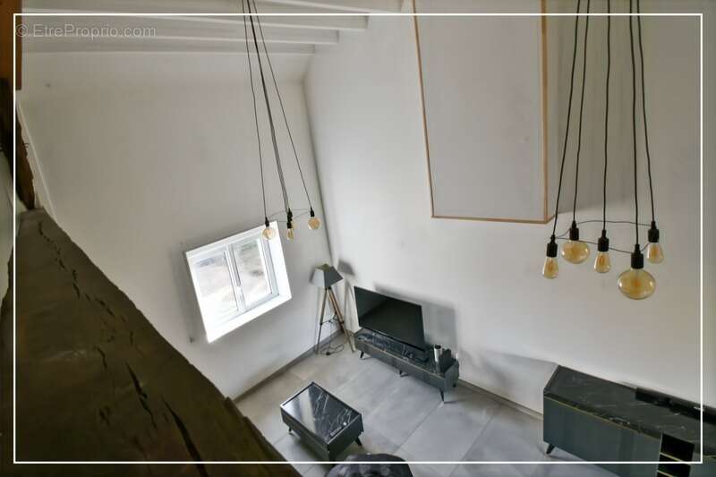Maison familiale rénovée – 3 chambres – Chambre indépendante – Garage – Jardin – Vue campagne- AINAY LE VIEIL (18) - photo 29