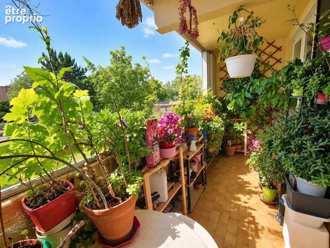 Vaulx-en-velin – appartement t4 de 86,83 m² avec balcon et cave - photo 2