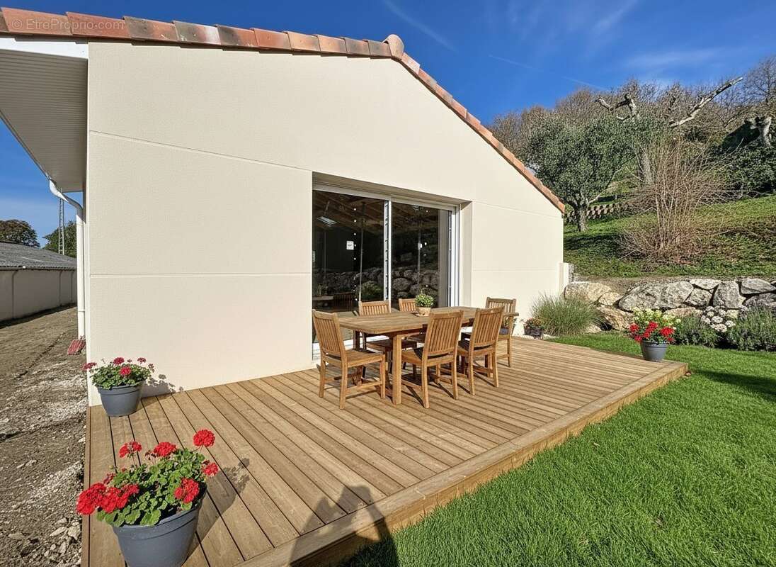 Maison à CASTELNAU-D'ESTRETEFONDS