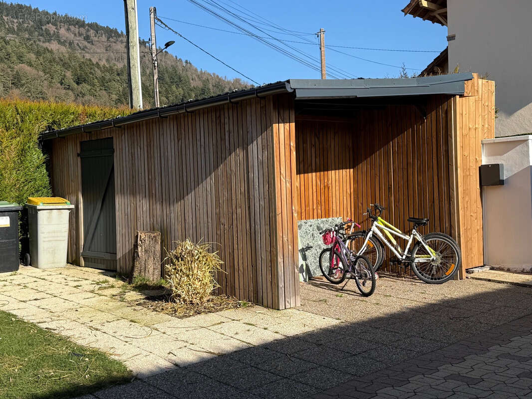 Maison à SAINT-ETIENNE-LES-REMIREMONT