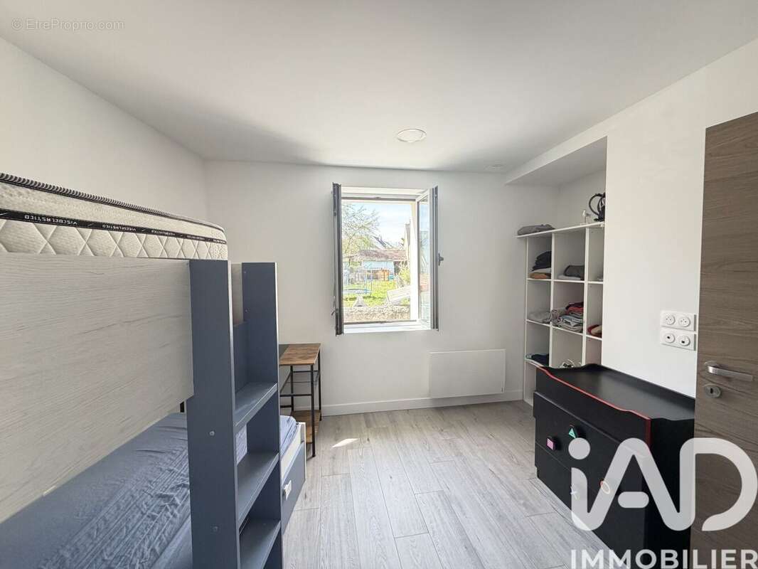 Photo 5 - Maison à VERT-LE-PETIT