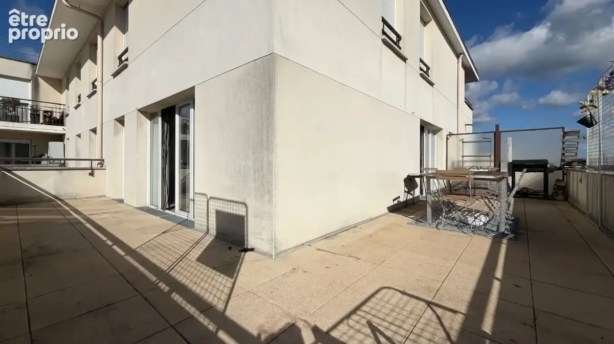 Appartement à CORBEIL-ESSONNES