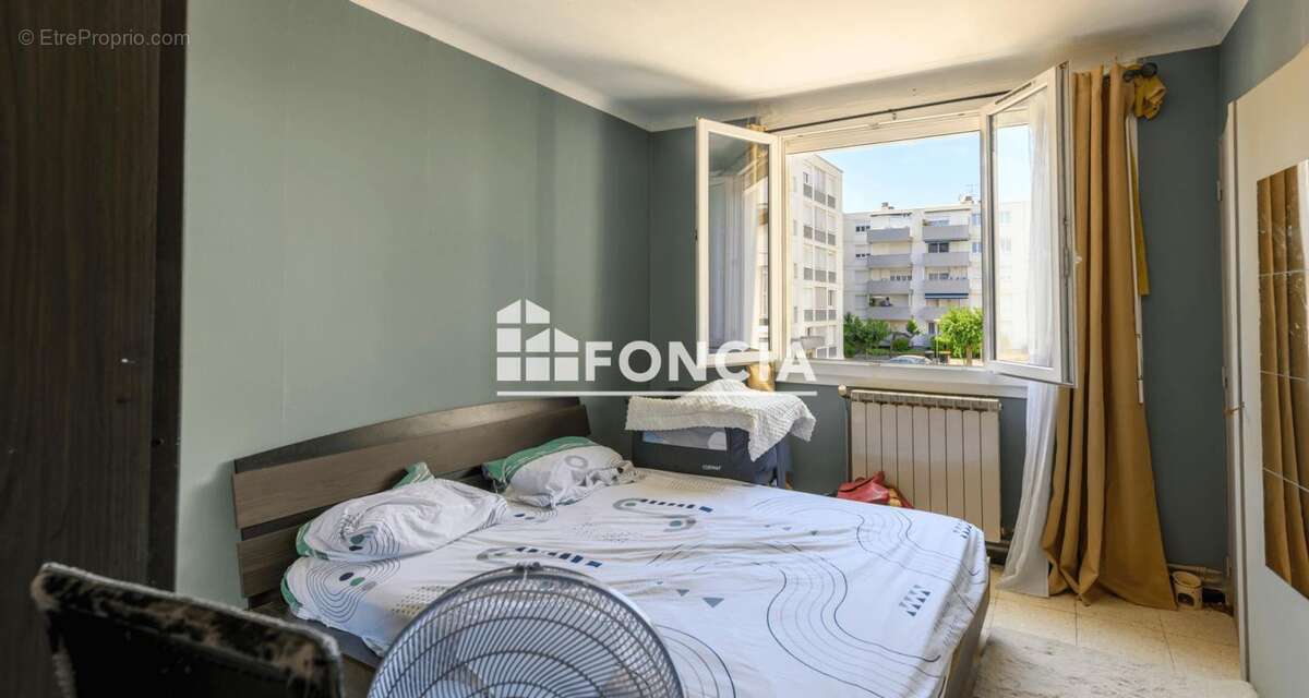 Appartement à NIMES