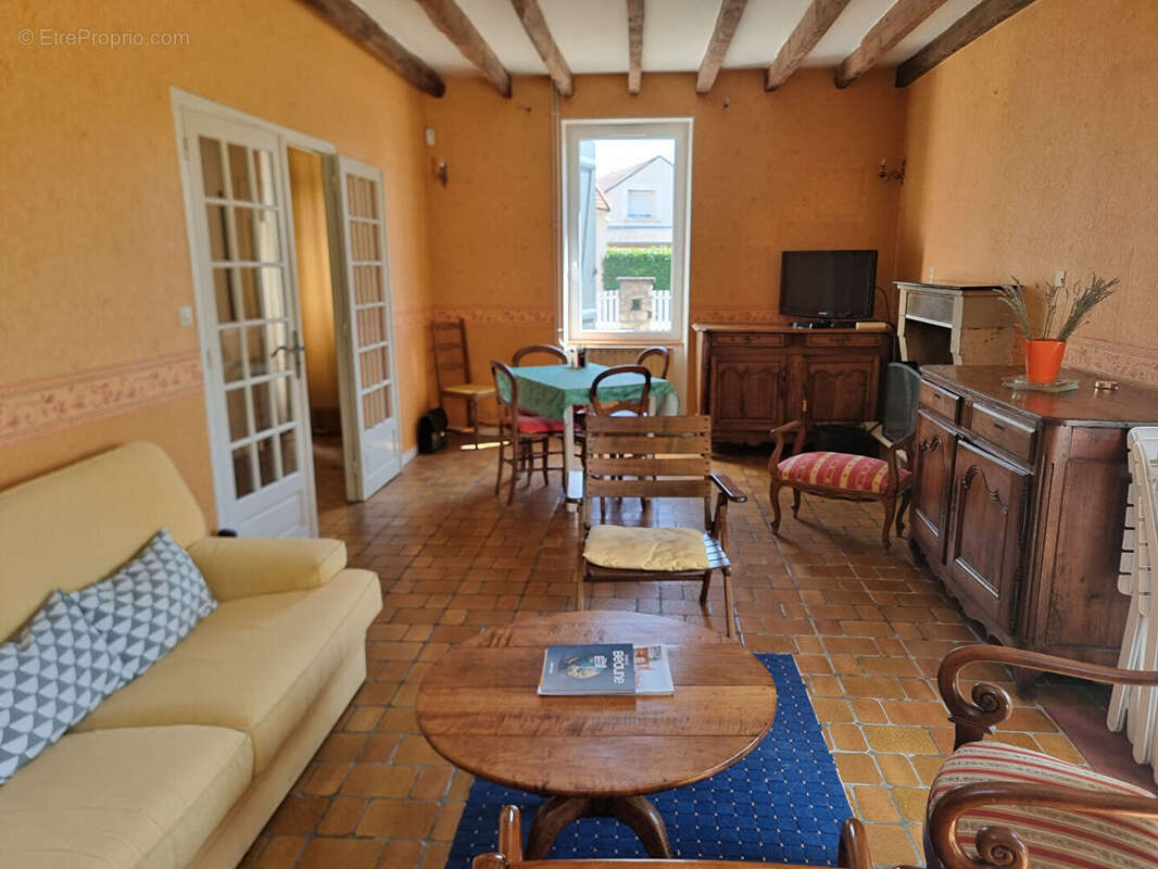 Maison à GARCHIZY