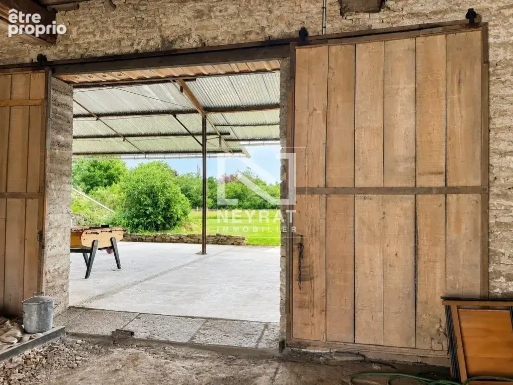 Propriété de charme rénovée avec prestations haut de gamme, grange remarquable et fort potentiel d'aménagement - photo 19
