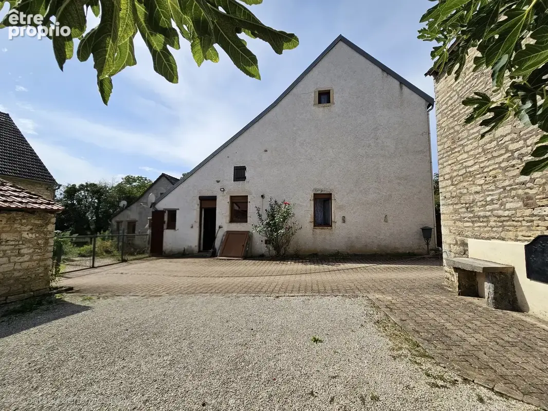 Photo Maison à Verdun-Sur-Le-Doubs au prix de 118 000€