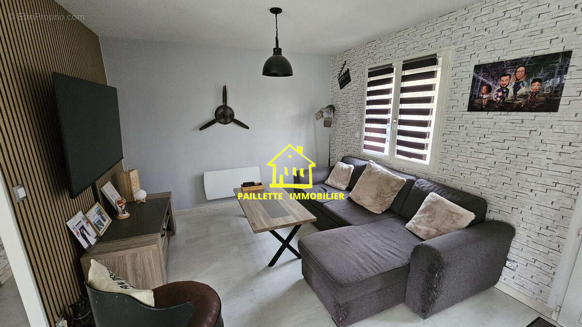 Maison à SAINT-MACLOU-LA-BRIERE