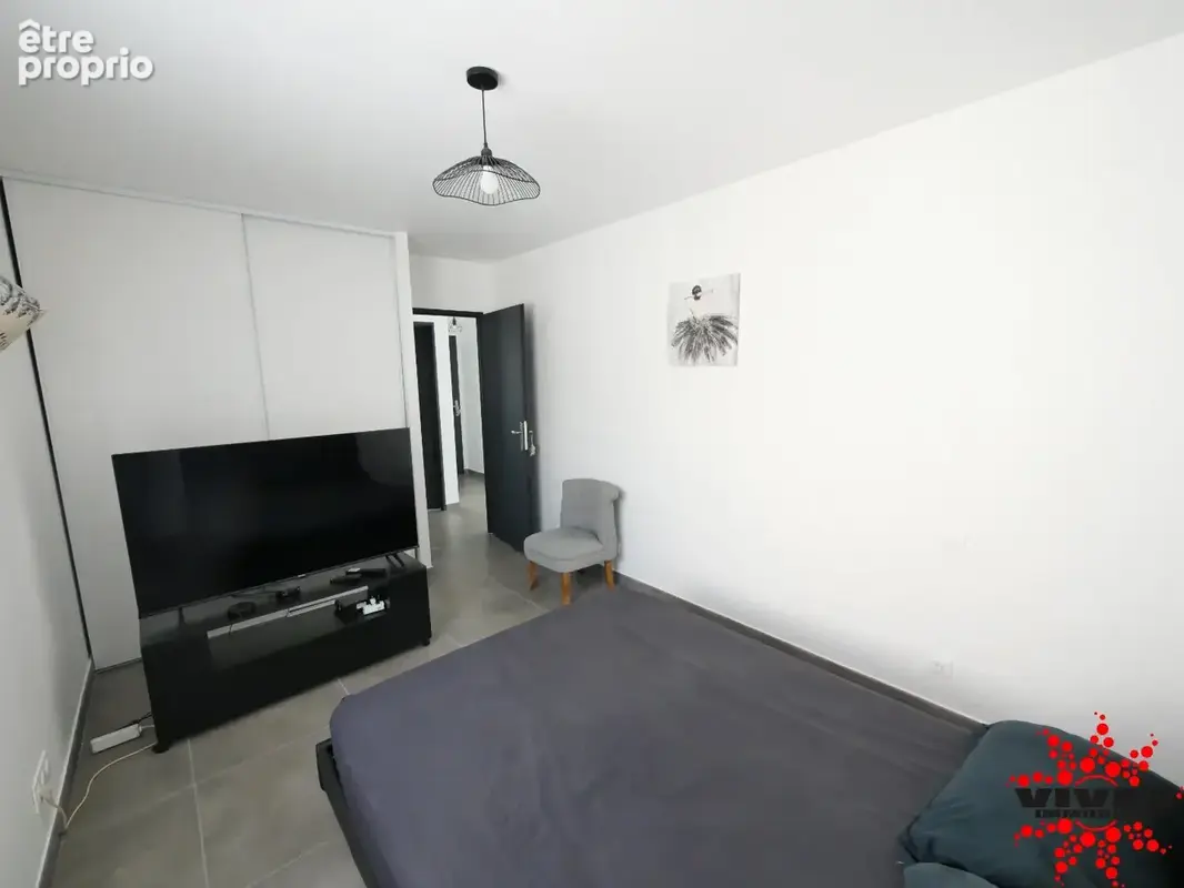 Villa T4 de plain-pied  Confort, calme et terrain piscinable - photo 9
