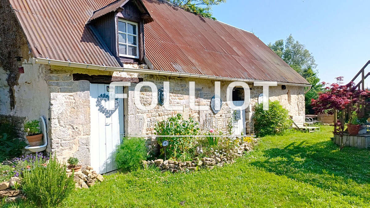Maison à HOUTTEVILLE
