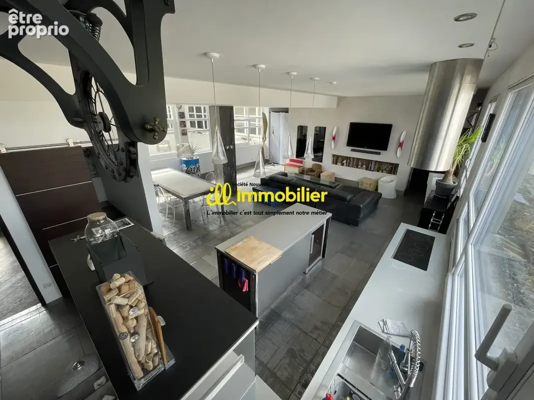 Appartement 4 pièces 109 m² à vendre à Charleville-Mezieres (08000) - photo 4