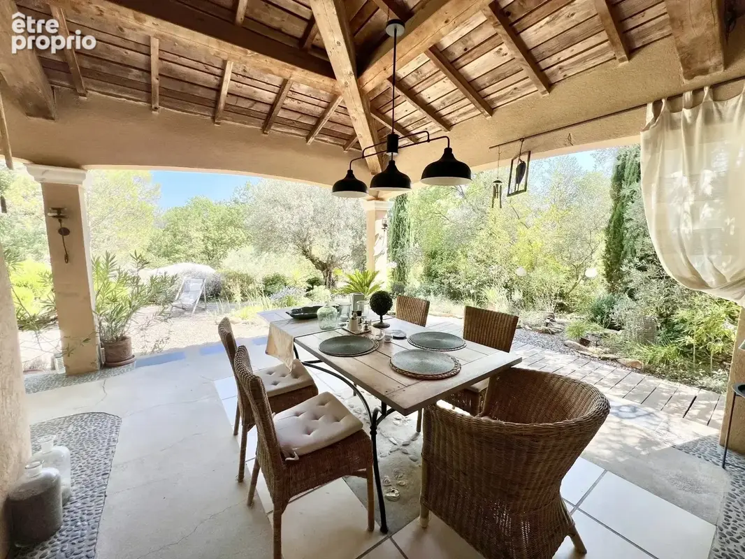 Villa d'architecte sur 5 350 m² de terrain avec piscine - photo 30