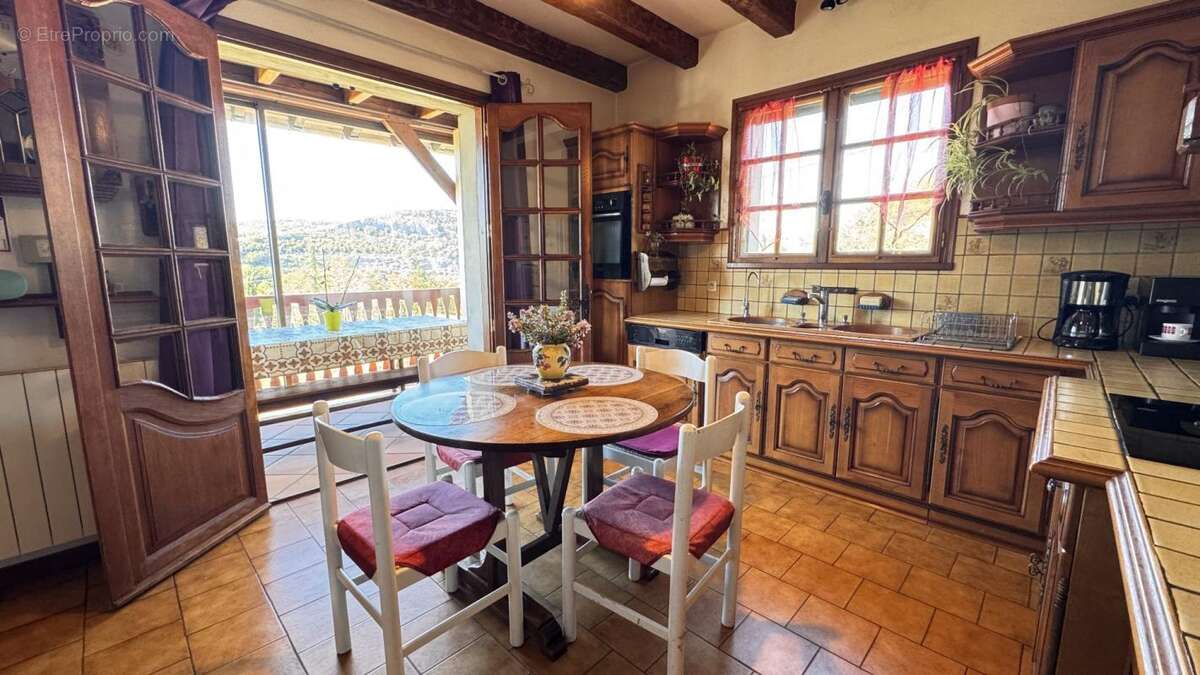 Maison à SALVAGNAC-CAJARC