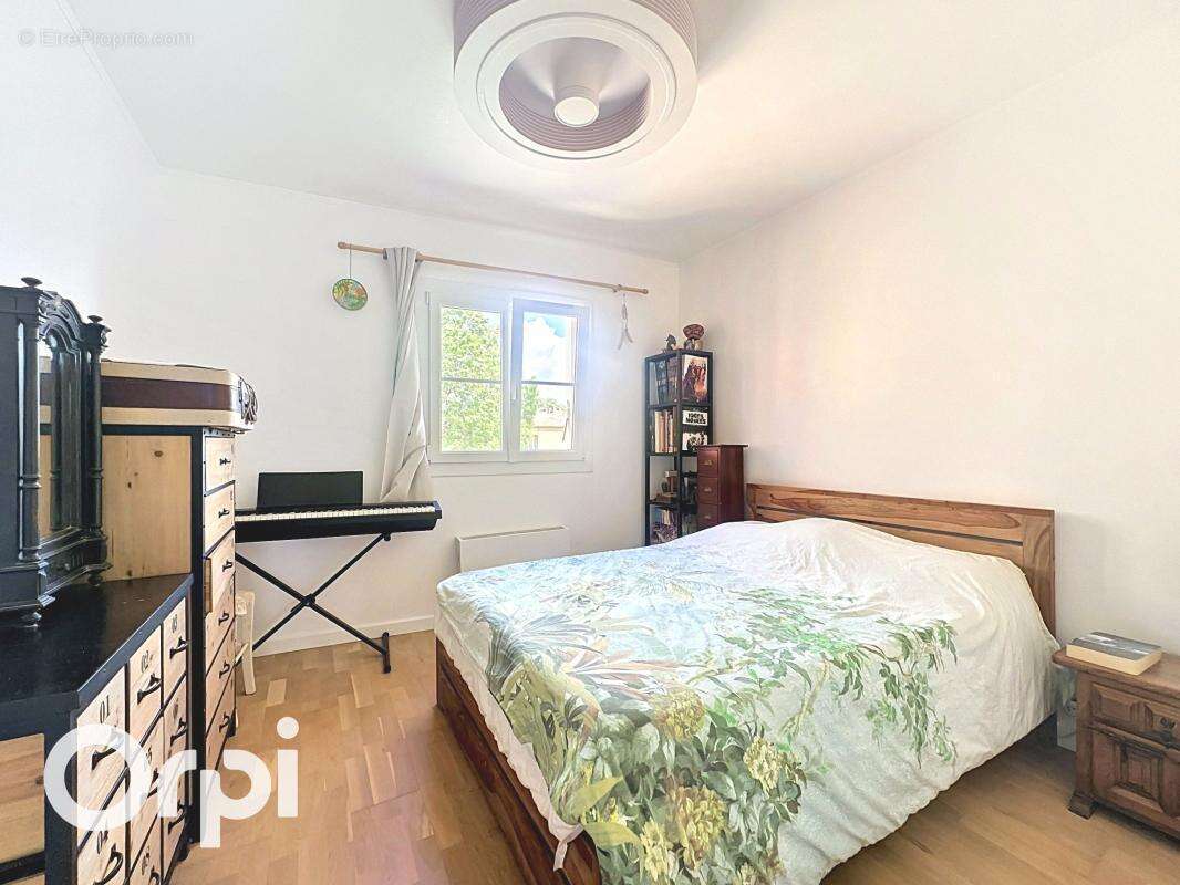 Appartement à VILLENEUVE-LOUBET
