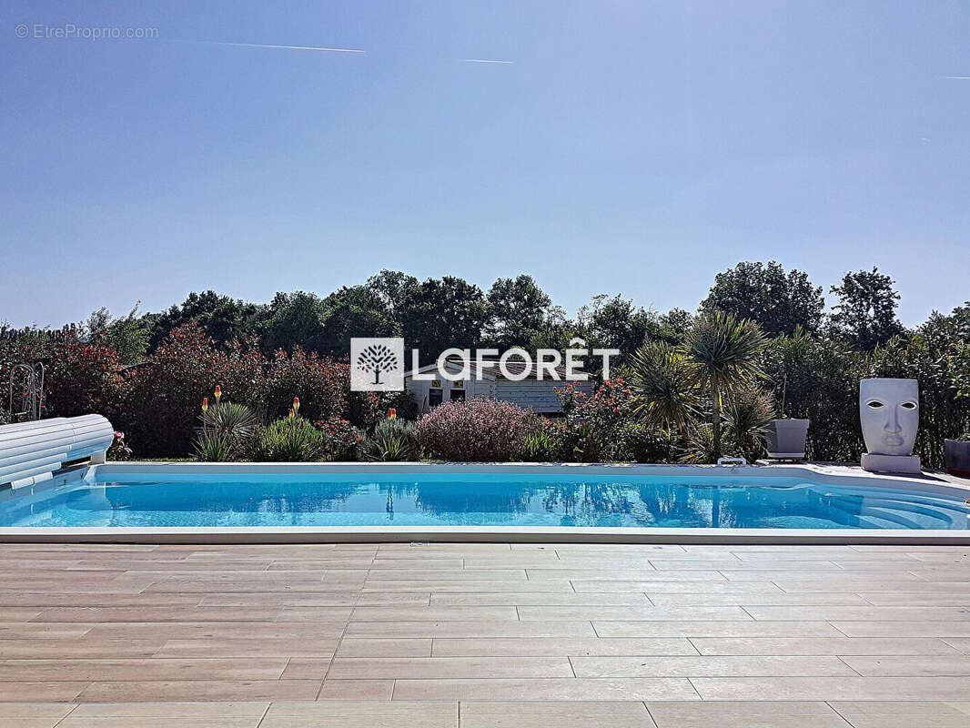 Maison à VILLEMUR-SUR-TARN