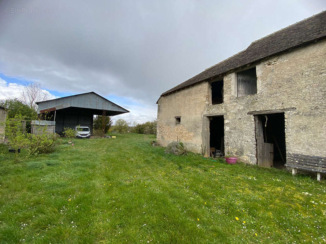 Maison à TREILLES-EN-GATINAIS