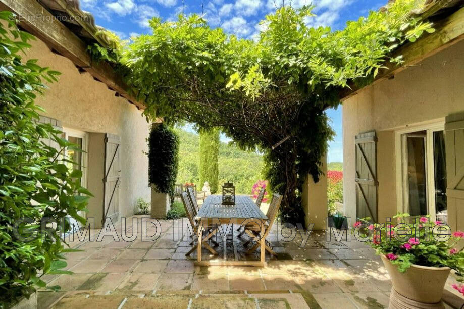 Maison à LA GARDE-FREINET