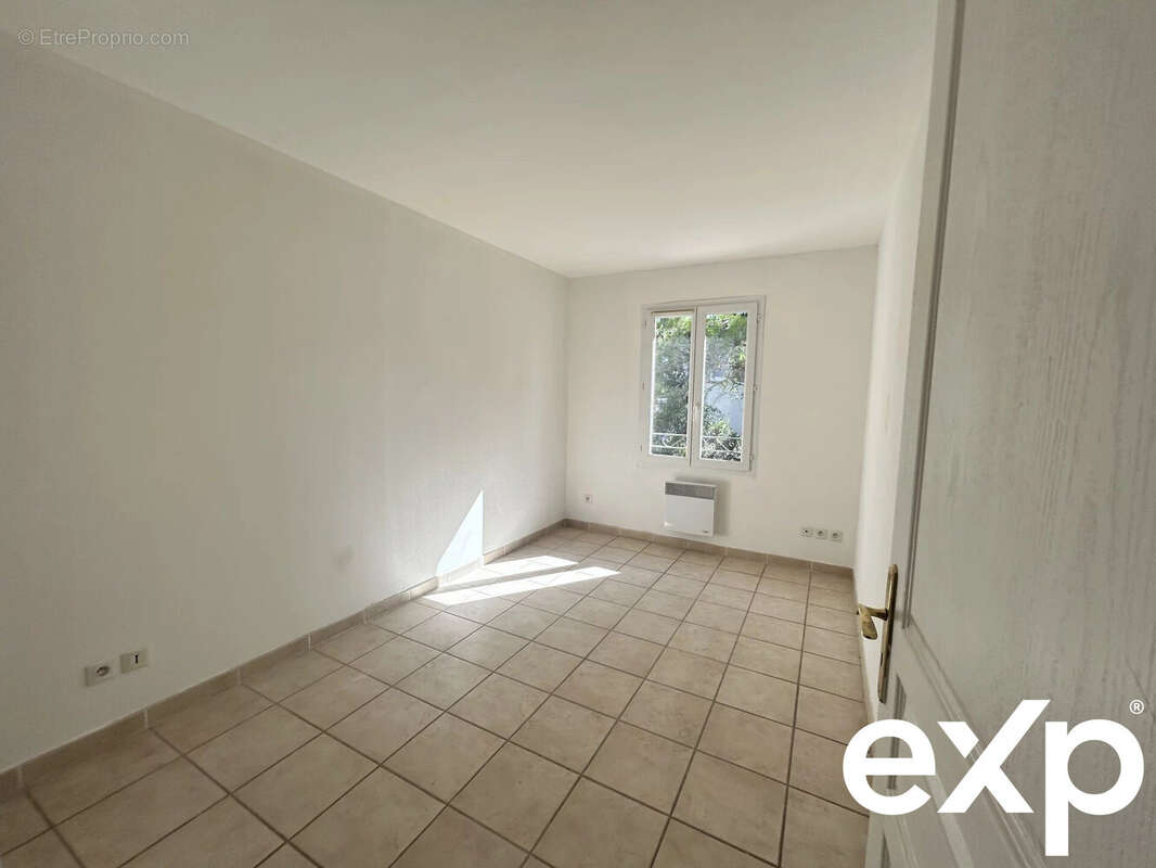 Appartement à MALLEMORT