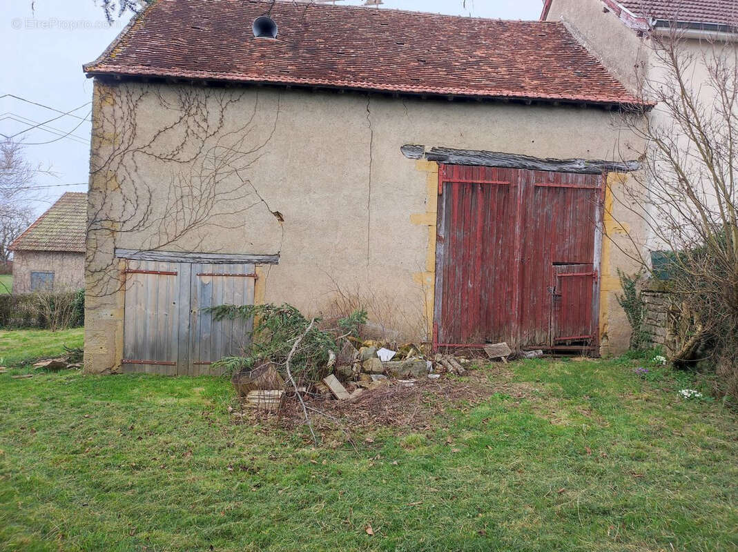 Maison à PARAY-LE-MONIAL