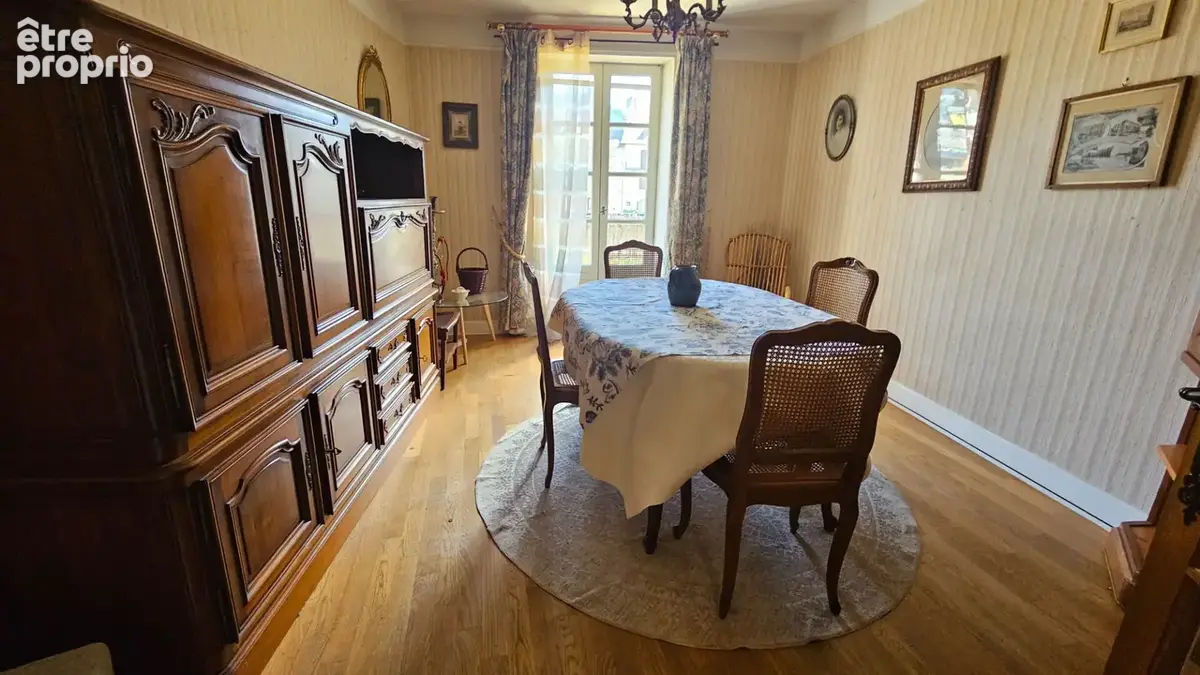 Maison - balcon - coeur de village - photo 2