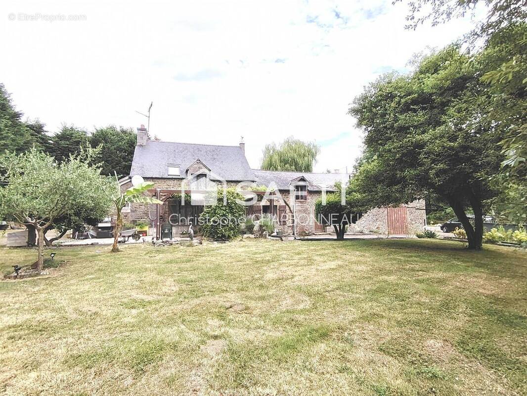 Photo 1 - Maison à BONNEMAIN