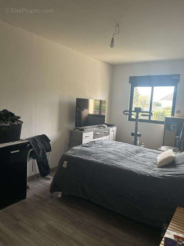 Maison à FRENOUVILLE