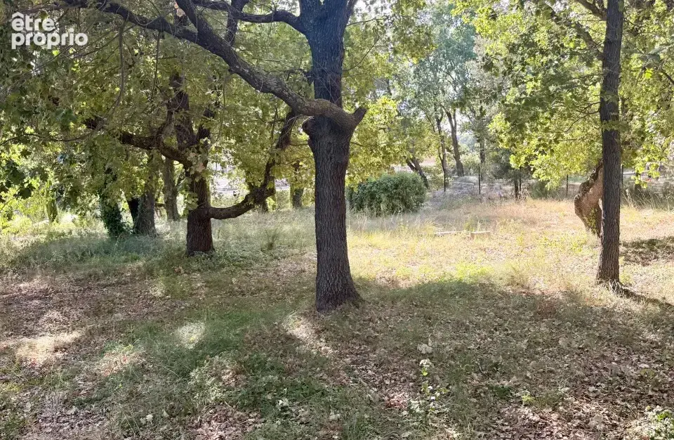Photo Terrain à Eguilles au prix de 420 000€