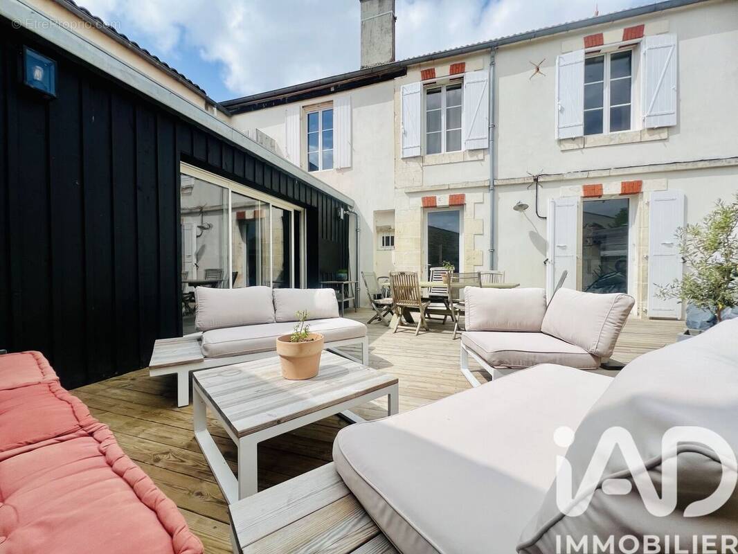 Photo 1 - Maison à LA JARNE