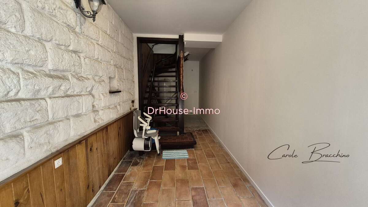 Maison 180 m² à Aigues-Mortes  - photo 15